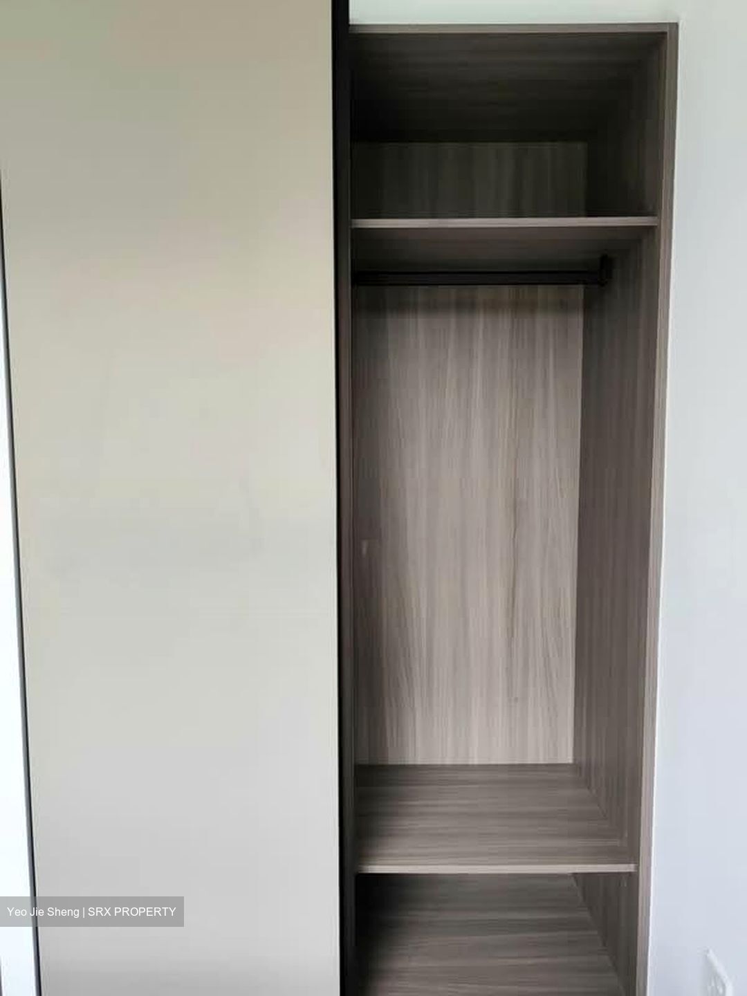 Tenet (D18), Condominium #590858191